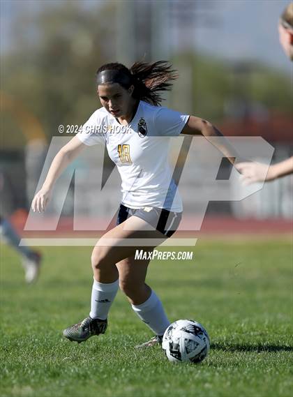 Thumbnail 2 in Canyon del Oro vs Flowing Wells (Brandon Bean Soccer Tournament) photogallery.