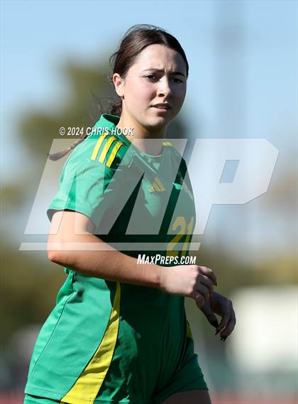 Thumbnail 2 in Canyon del Oro vs Flowing Wells (Brandon Bean Soccer Tournament) photogallery.
