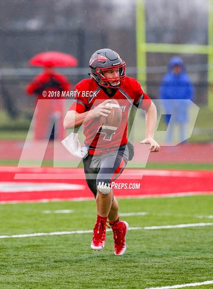 Thumbnail 2 in Clark County vs Blair Oaks (MSHSAA C2 Quarterfinal) photogallery.