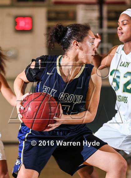 Thumbnail 1 in Elk Grove @ Monterey Trail photogallery.