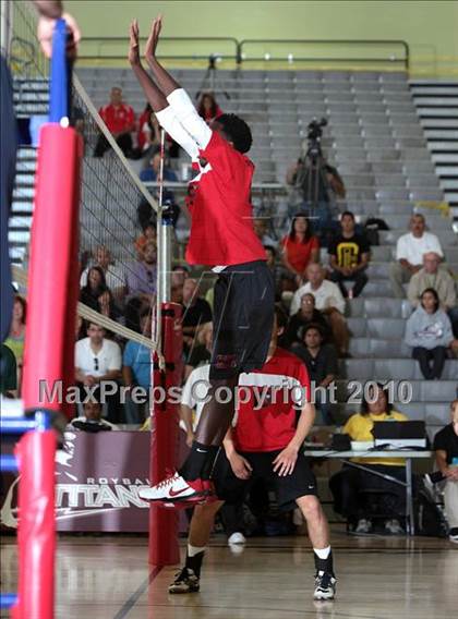 Thumbnail 1 in Eagle Rock vs. Westchester (CIF LA City Section D2 Final) photogallery.