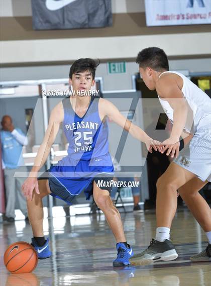 Thumbnail 2 in Archbishop Mitty vs. Pleasant Grove (Rancho Mirage Holiday Invitational) photogallery.
