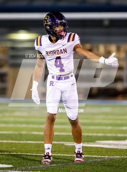 Thumbnail 3 in Archbishop Riordan @ Valley Christian photogallery.