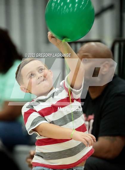 Thumbnail 1 in Braswell vs Guyer photogallery.