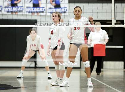Thumbnail 2 in Braswell vs Guyer photogallery.