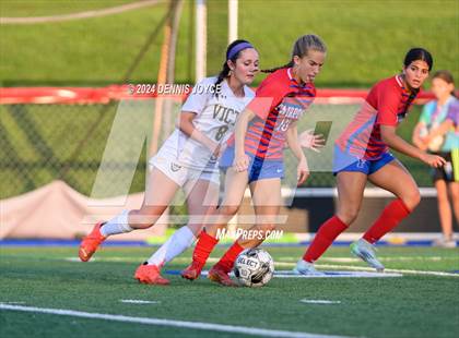 Thumbnail 3 in Victor @ Fairport photogallery.