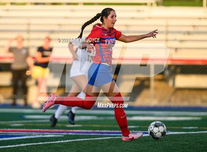 Thumbnail 3 in Victor @ Fairport photogallery.