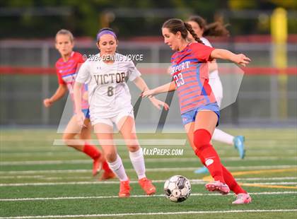 Thumbnail 2 in Victor @ Fairport photogallery.
