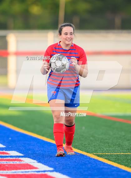 Thumbnail 2 in Victor @ Fairport photogallery.