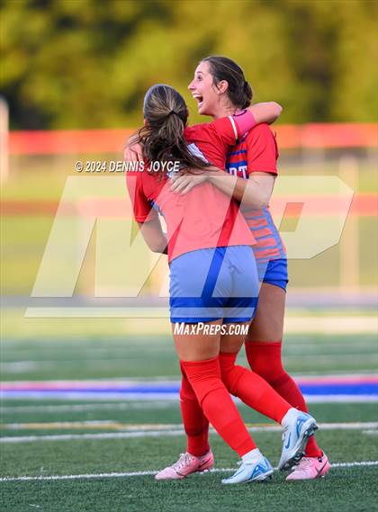 Thumbnail 2 in Victor @ Fairport photogallery.