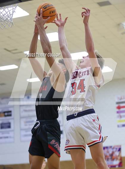 Thumbnail 3 in Bountiful @ Woods Cross photogallery.