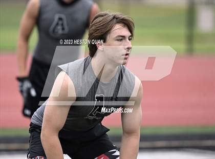Thumbnail 3 in Tesoro vs. Ayala (Surf City Passing Tournament) photogallery.
