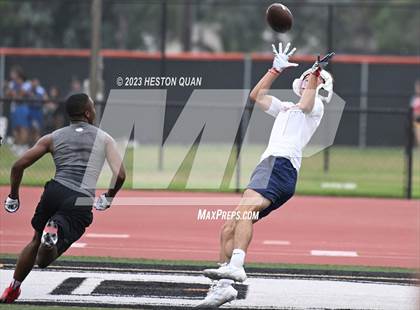Thumbnail 3 in Tesoro vs. Ayala (Surf City Passing Tournament) photogallery.