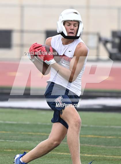 Thumbnail 3 in Tesoro vs. Ayala (Surf City Passing Tournament) photogallery.
