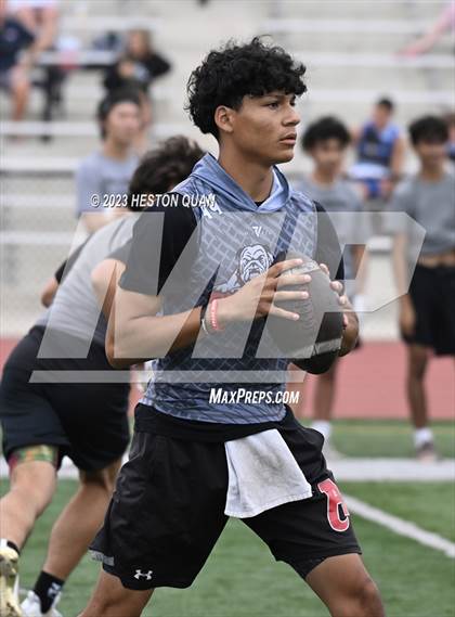 Thumbnail 1 in Tesoro vs. Ayala (Surf City Passing Tournament) photogallery.