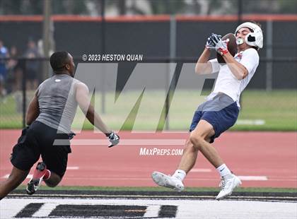 Thumbnail 2 in Tesoro vs. Ayala (Surf City Passing Tournament) photogallery.