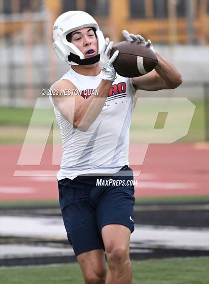 Thumbnail 1 in Tesoro vs. Ayala (Surf City Passing Tournament) photogallery.