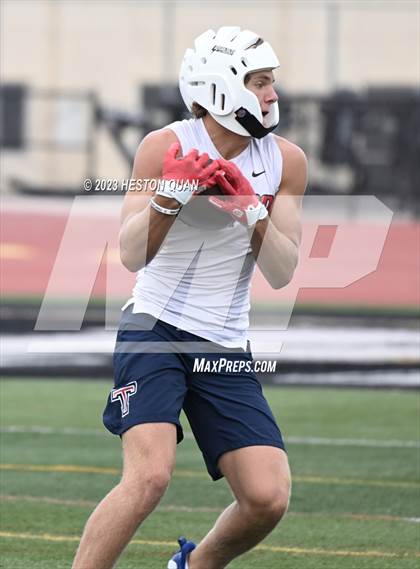 Thumbnail 1 in Tesoro vs. Ayala (Surf City Passing Tournament) photogallery.