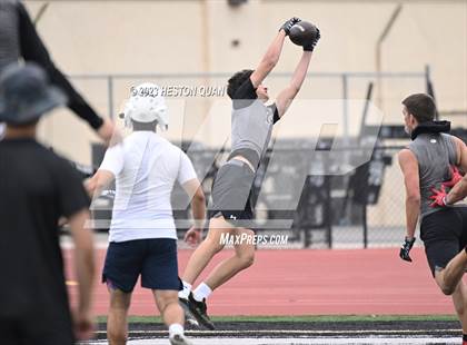 Thumbnail 2 in Tesoro vs. Ayala (Surf City Passing Tournament) photogallery.