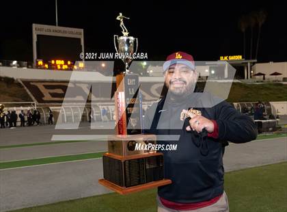 Thumbnail 2 in Garfield  vs. Roosevelt (East Los Angeles Classic) photogallery.