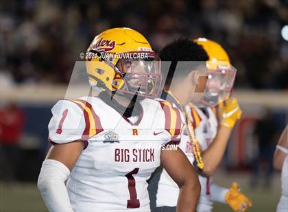 Thumbnail 1 in Garfield  vs. Roosevelt (East Los Angeles Classic) photogallery.