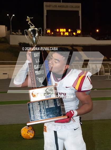 Thumbnail 3 in Garfield  vs. Roosevelt (East Los Angeles Classic) photogallery.
