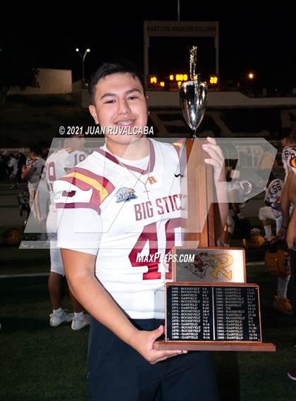 Thumbnail 3 in Garfield  vs. Roosevelt (East Los Angeles Classic) photogallery.
