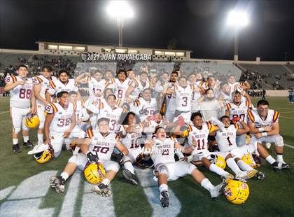Thumbnail 3 in Garfield  vs. Roosevelt (East Los Angeles Classic) photogallery.