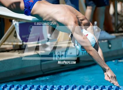 Thumbnail 2 in Wolves Invitational photogallery.