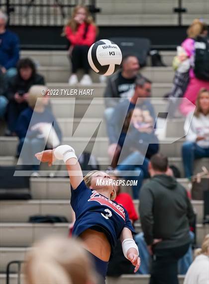 Thumbnail 1 in Terre Haute North Vigo vs. Brownsburg (IHSAA 4A Sectional Semifinal) photogallery.