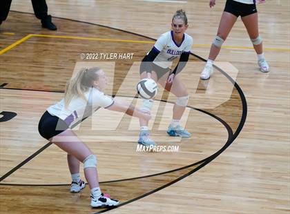 Thumbnail 2 in Terre Haute North Vigo vs. Brownsburg (IHSAA 4A Sectional Semifinal) photogallery.