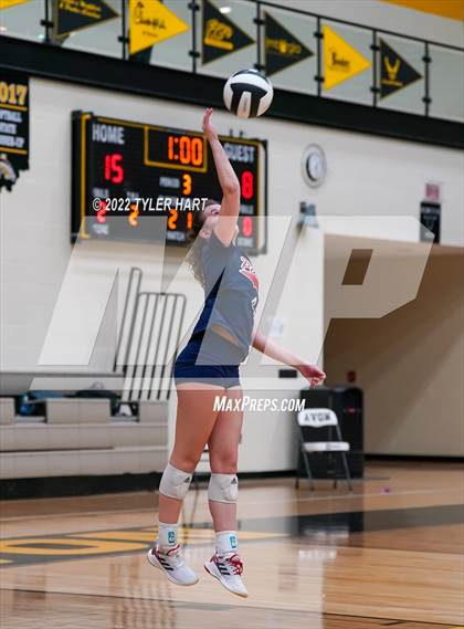 Thumbnail 1 in Terre Haute North Vigo vs. Brownsburg (IHSAA 4A Sectional Semifinal) photogallery.