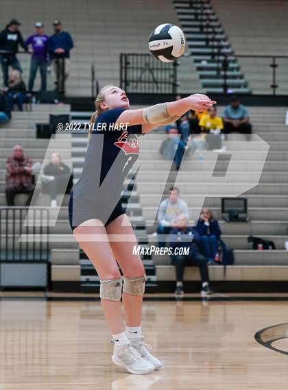 Thumbnail 3 in Terre Haute North Vigo vs. Brownsburg (IHSAA 4A Sectional Semifinal) photogallery.