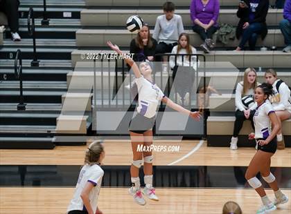 Thumbnail 2 in Terre Haute North Vigo vs. Brownsburg (IHSAA 4A Sectional Semifinal) photogallery.