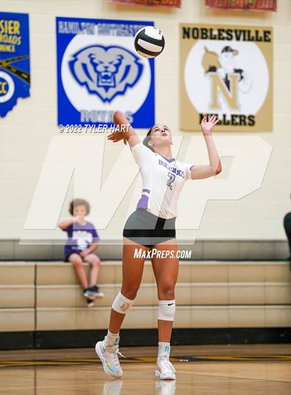 Thumbnail 3 in Terre Haute North Vigo vs. Brownsburg (IHSAA 4A Sectional Semifinal) photogallery.