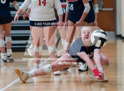 Thumbnail 1 in Terre Haute North Vigo vs. Brownsburg (IHSAA 4A Sectional Semifinal) photogallery.
