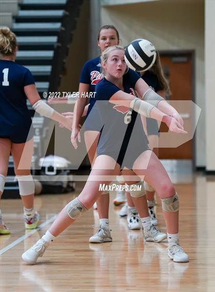 Thumbnail 3 in Terre Haute North Vigo vs. Brownsburg (IHSAA 4A Sectional Semifinal) photogallery.