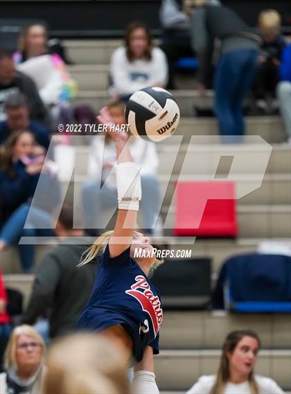 Thumbnail 3 in Terre Haute North Vigo vs. Brownsburg (IHSAA 4A Sectional Semifinal) photogallery.