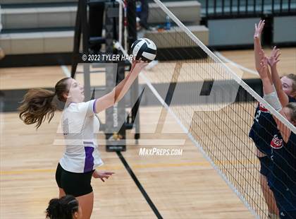Thumbnail 2 in Terre Haute North Vigo vs. Brownsburg (IHSAA 4A Sectional Semifinal) photogallery.