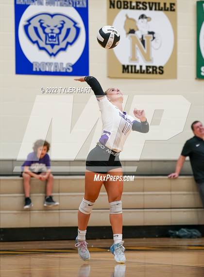 Thumbnail 1 in Terre Haute North Vigo vs. Brownsburg (IHSAA 4A Sectional Semifinal) photogallery.