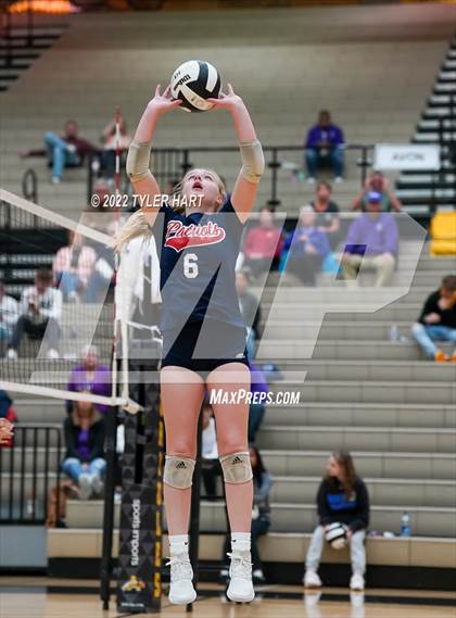 Thumbnail 2 in Terre Haute North Vigo vs. Brownsburg (IHSAA 4A Sectional Semifinal) photogallery.