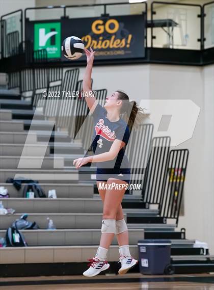 Thumbnail 2 in Terre Haute North Vigo vs. Brownsburg (IHSAA 4A Sectional Semifinal) photogallery.
