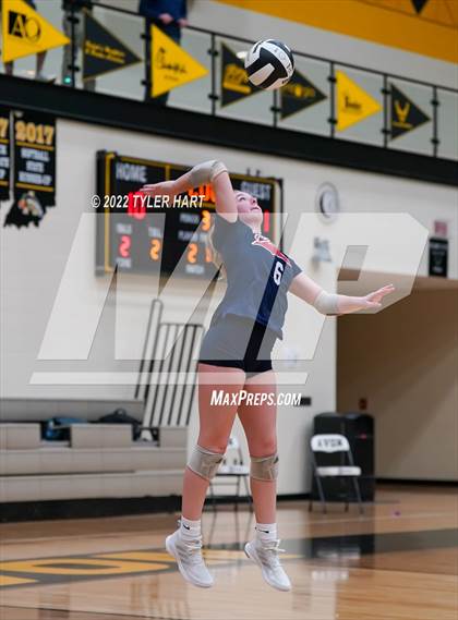 Thumbnail 1 in Terre Haute North Vigo vs. Brownsburg (IHSAA 4A Sectional Semifinal) photogallery.