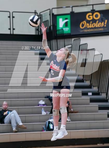 Thumbnail 2 in Terre Haute North Vigo vs. Brownsburg (IHSAA 4A Sectional Semifinal) photogallery.