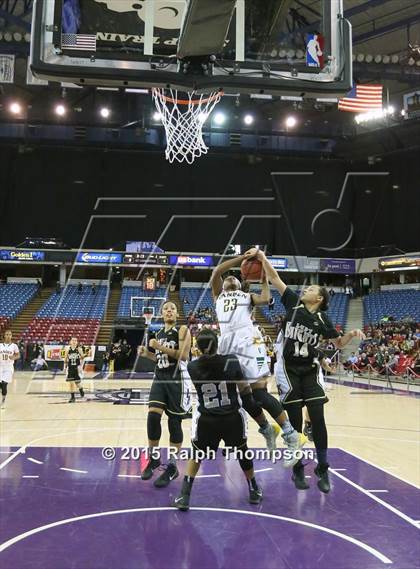 Thumbnail 1 in Rio Linda vs. Vanden (CIF SJS D-3 Final) photogallery.