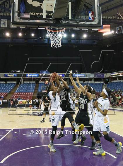 Thumbnail 2 in Rio Linda vs. Vanden (CIF SJS D-3 Final) photogallery.