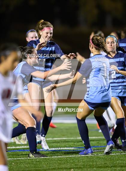 Thumbnail 2 in Johnson vs Lee photogallery.