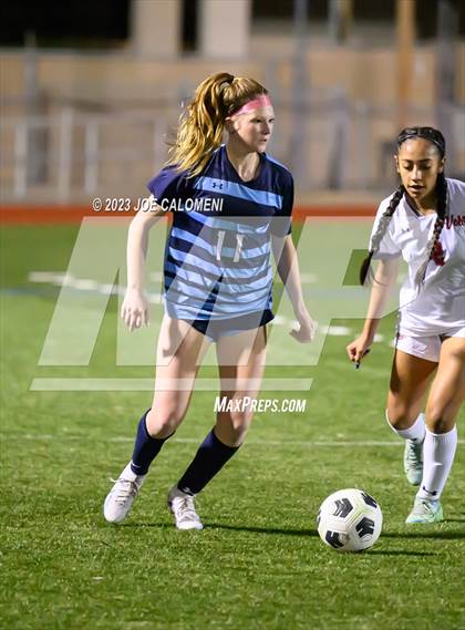 Thumbnail 2 in Johnson vs Lee photogallery.