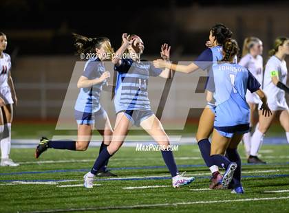 Thumbnail 2 in Johnson vs Lee photogallery.