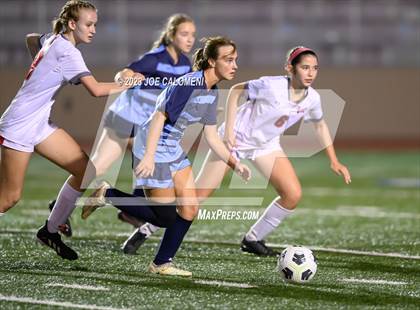 Thumbnail 3 in Johnson vs Lee photogallery.